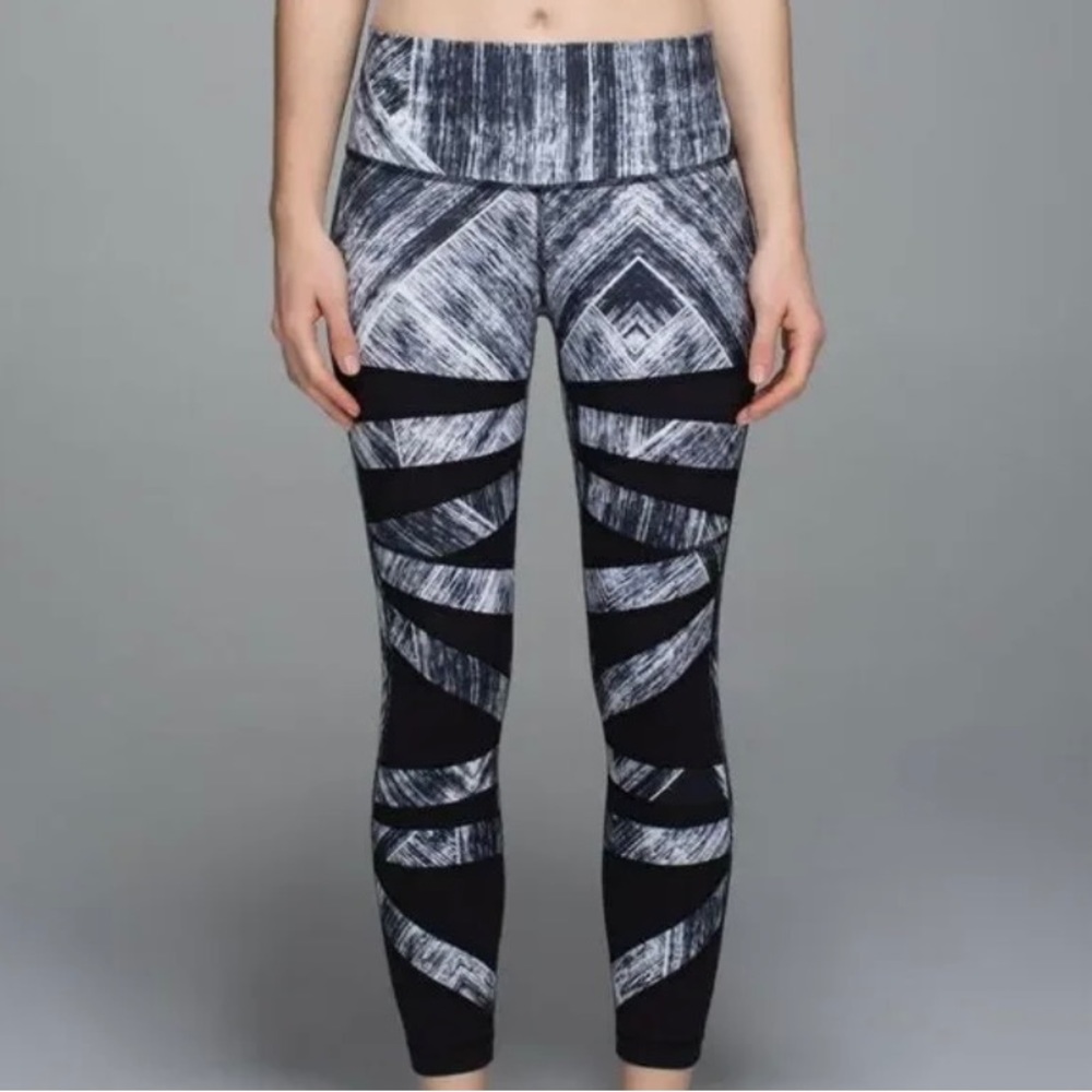 Lululemon High Times Leggings in Heat wave
